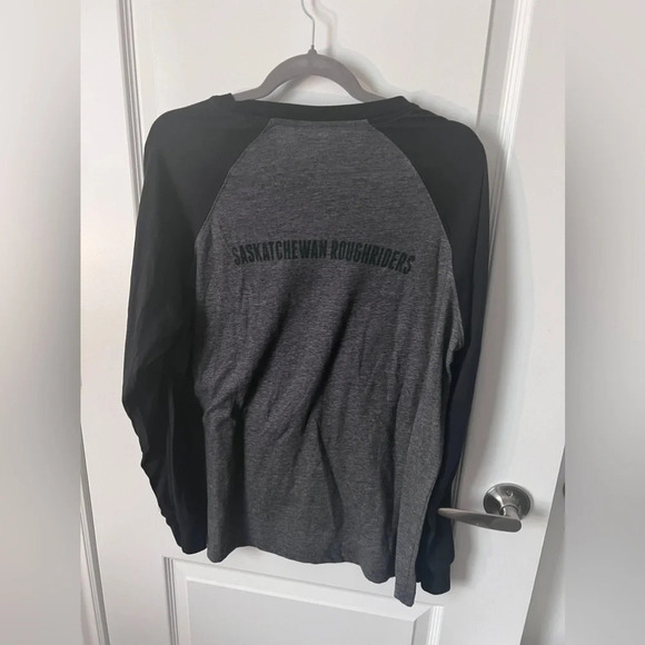 Saskatchewan Roughriders |  Black/Grey Baseball Tee Henley | Size M - Picture 6 of 7